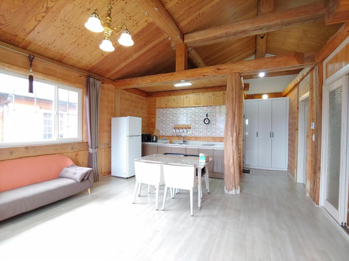 Geumok Log Pension Seogwipo Exterior foto